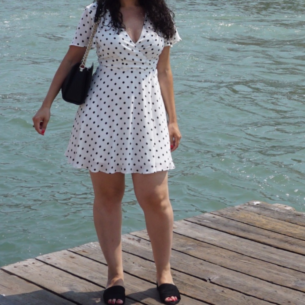 Express white and black polka dot dress size 4